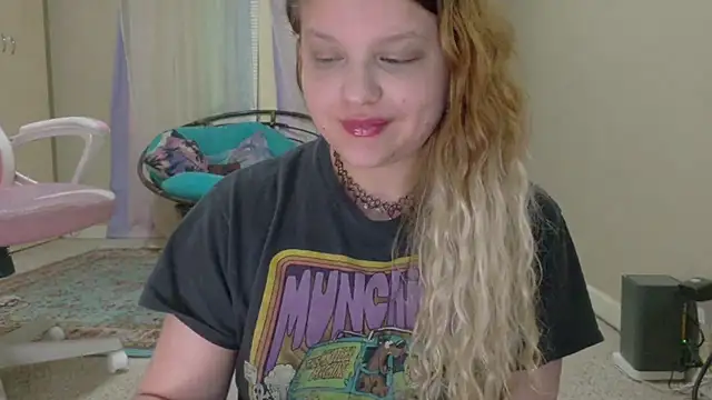 Emihaze online show from 03-19-26, 10:15