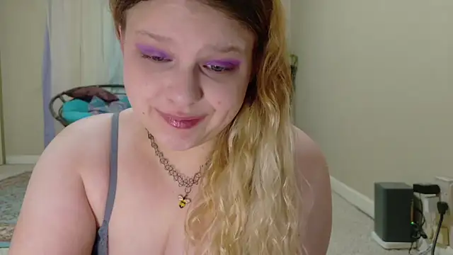 Emihaze online show from 12-20-25, 07:50