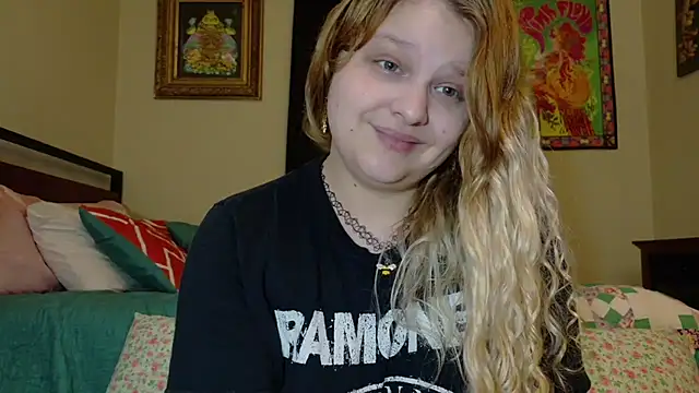 Emihaze online show from 10-08-25, 08:09