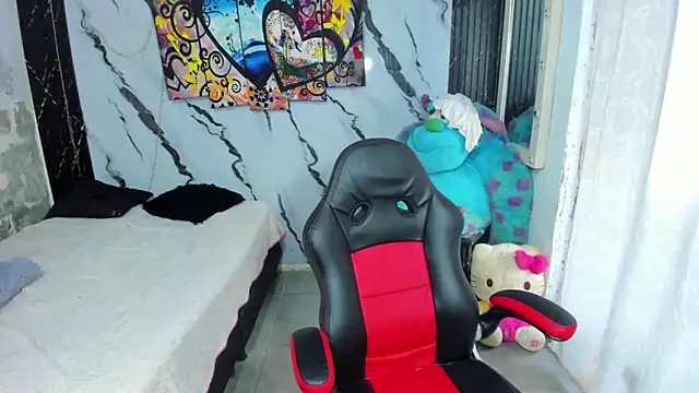 andromeda xx online show from 12-18-25, 02:21