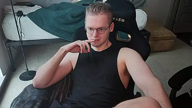 doloresman online show from 04-10-26, 08:49