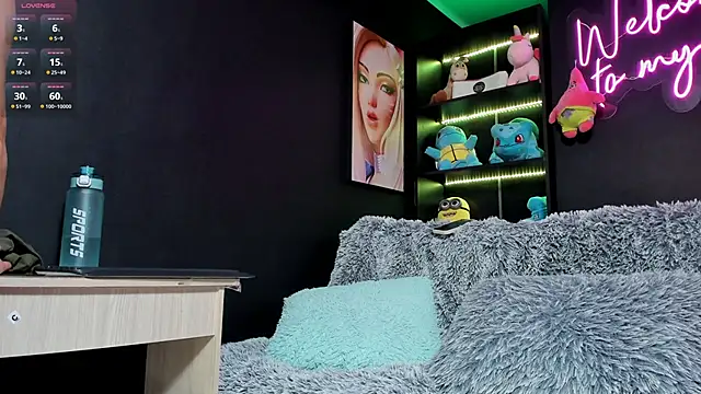 Snapshot of Katiehill_1 chatting on 03-18-25, 03:12 Katiehill 1 online show from 03-18-25, 03:12