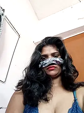 Shreya-Shetty09 online show from 10-17-25, 04:38