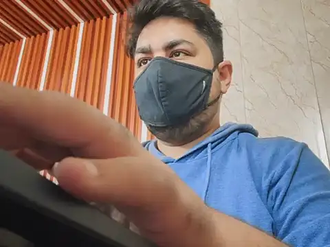 Snapshot of A4h_odin1 chatting on 10-31-25, 07:49 A4h odin1 online show from 10-31-25, 07:49