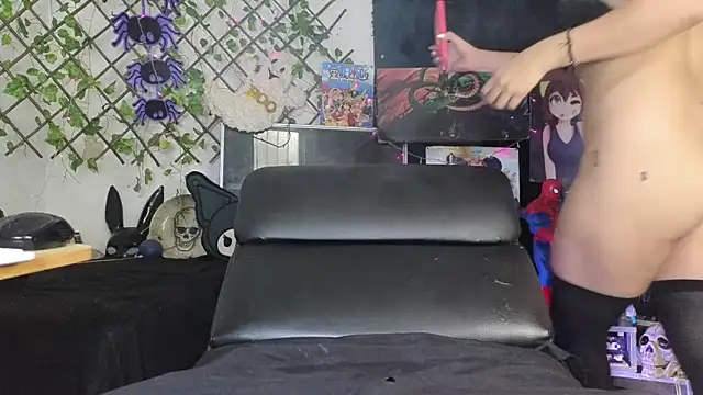 chirlleyy online show from 10-27-25, 07:15