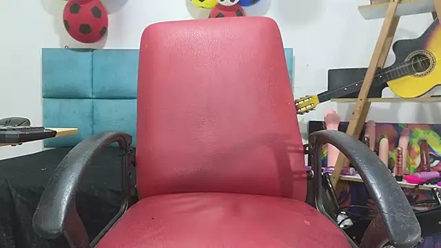 chirlleyy online show from 07-12-26, 01:45