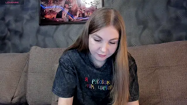 Snapshot of CassieMils chatting on 02-22-25, 11:24 CassieMils online show from 02-22-25, 11:24