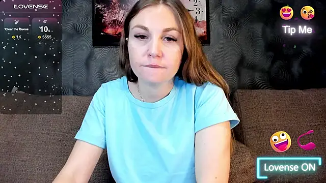 CassieMils online show from 12-04-25, 03:11