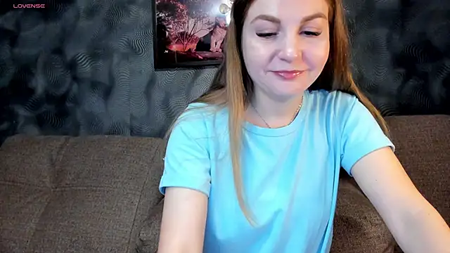 CassieMils online show from 11-05-25, 04:21