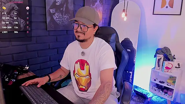 DaviidEvans  online show from 03-06-26, 07:03
