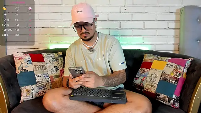 DaviidEvans  online show from 11-29-25, 07:52