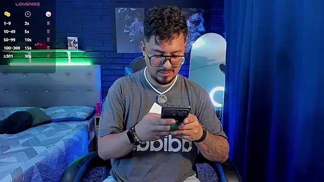 DaviidEvans  online show from 07-02-26, 12:11