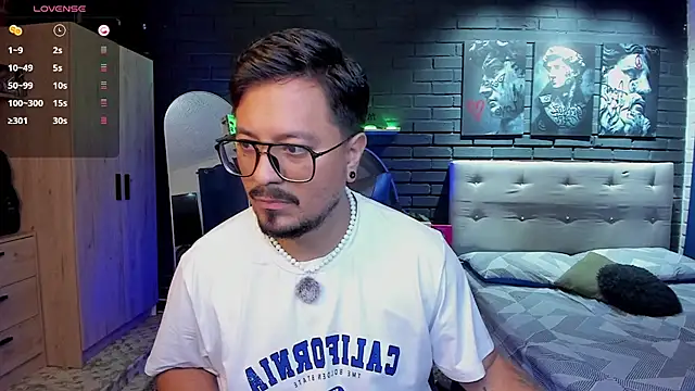DaviidEvans  online show from 06-23-26, 03:10