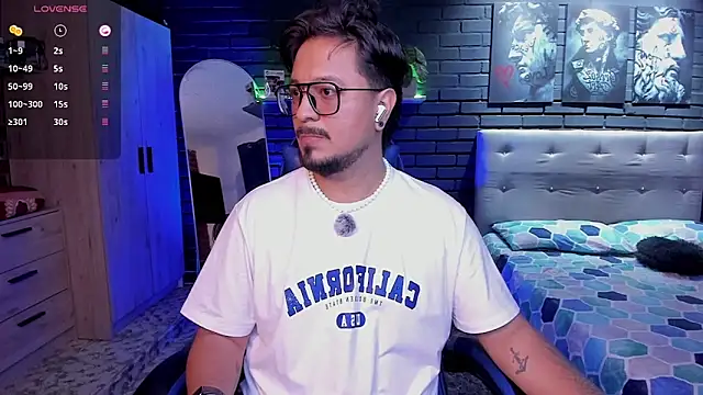 DaviidEvans  online show from 03-19-26, 02:50