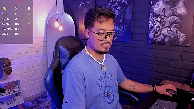 DaviidEvans  online show from 05-19-26, 07:04