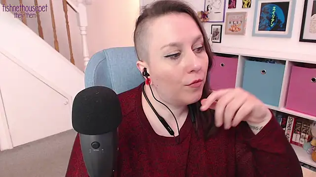 fishnethousepet online show from 03-20-26, 08:32