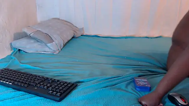 XXEBONYTEAZERXX online show from 10-11-25, 10:44