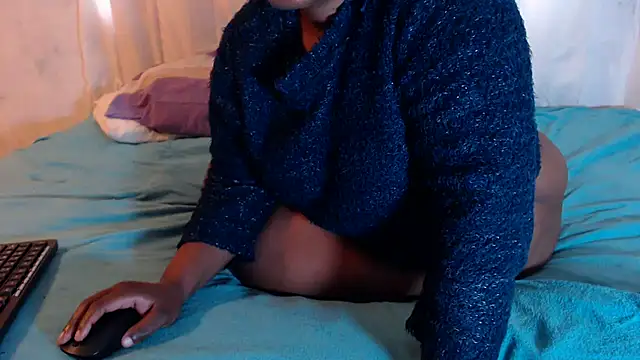 XXEBONYTEAZERXX online show from 10-04-25, 05:53