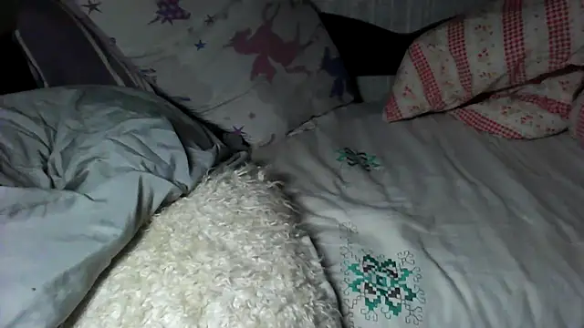 Alma Evelynne online show from 12-01-25, 05:14