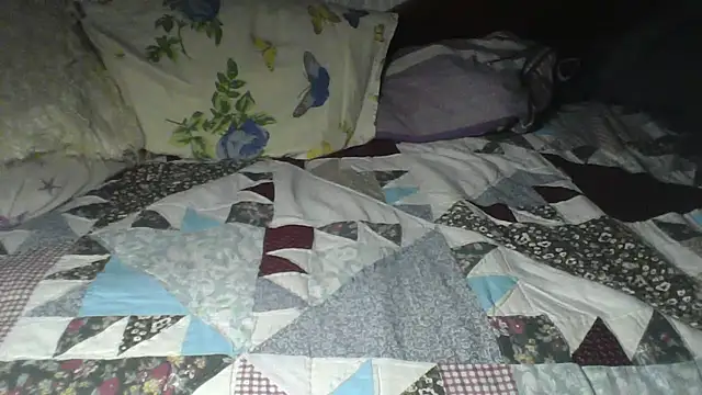 Alma Evelynne online show from 02-11-26, 03:01