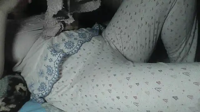 Alma Evelynne online show from 02-15-26, 07:46