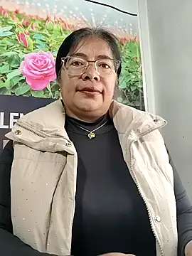   valentina18 online show from 03-19-26, 12:49