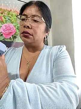   valentina18 online show from 02-10-26, 01:10