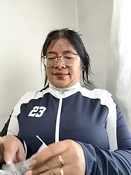   valentina18 online show from 01-07-26, 01:05