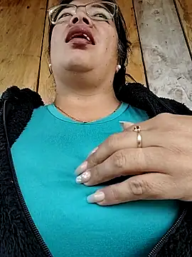   valentina18 online show from 03-11-26, 12:54