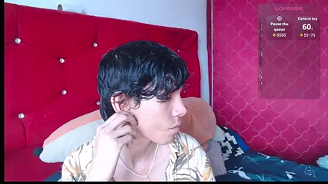 Snapshot of LAICK_01 chatting on 02-24-26, 07:04 LAICK 01 online show from 02-24-26, 07:04