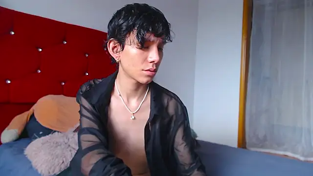 LAICK 01 online show from 03-11-26, 08:36