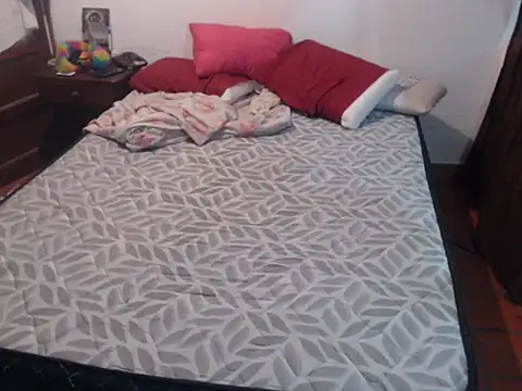 Snapshot of deftoolceles chatting on 02-24-26, 10:32 deftoolceles online show from 02-24-26, 10:32