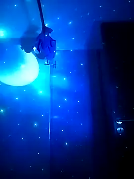 Snapshot of deftoolceles chatting on 02-28-26, 11:15 deftoolceles online show from 02-28-26, 11:15