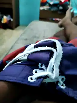 Snapshot of Arthu2r chatting on 12-15-24, 06:04 Arthu2r online show from 12-15-24, 06:04