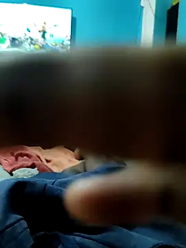 Snapshot of Arthu2r chatting on 12-04-24, 01:25 Arthu2r online show from 12-04-24, 01:25