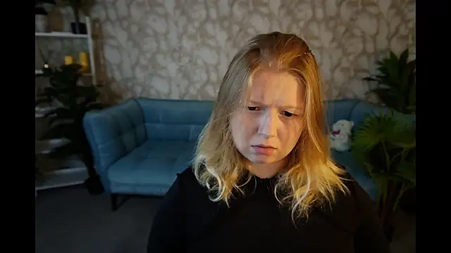 Tinker Belll online show from 09-29-25, 07:41