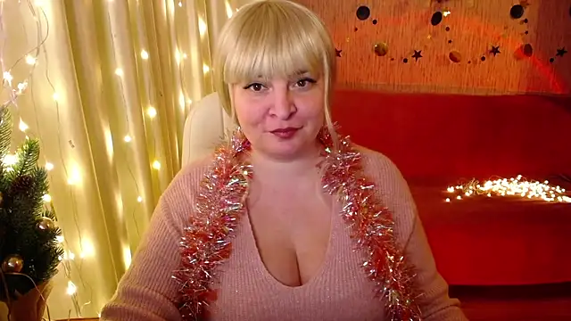 Snapshot of -MeowMeow chatting on 12-27-24, 04:54 -MeowMeow online show from 12-27-24, 04:54