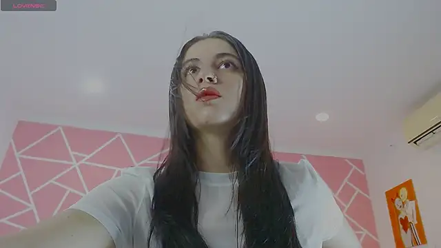 Snapshot of valentina_angel chatting on 10-08-25, 03:41 valentina angel online show from 10-08-25, 03:41