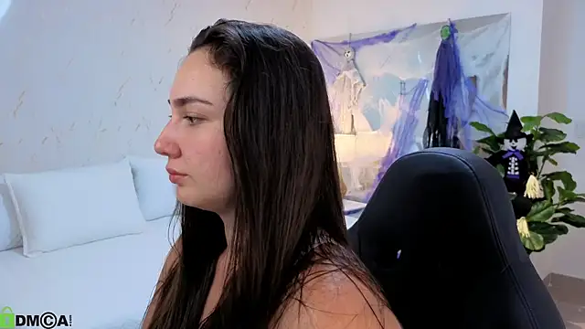 ava blue online show from 10-21-25, 07:46