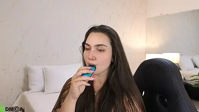 ava blue online show from 01-06-26, 08:02