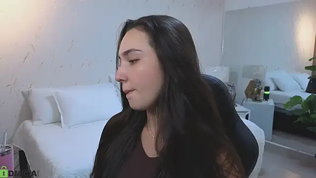 ava blue online show from 03-07-26, 07:52