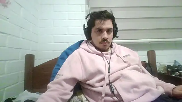 hung weeb online show from 05-02-26, 01:44