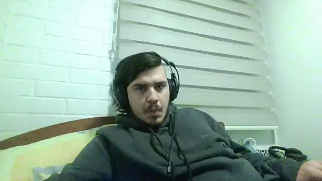 hung weeb online show from 05-11-26, 02:35