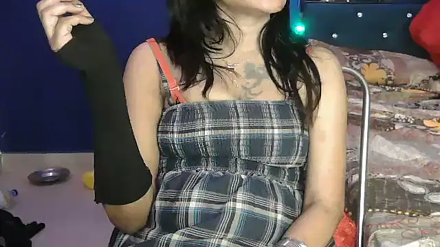 Snapshot of JannatDoll1 chatting on 11-10-25, 09:20 JannatDoll1 online show from 11-10-25, 09:20