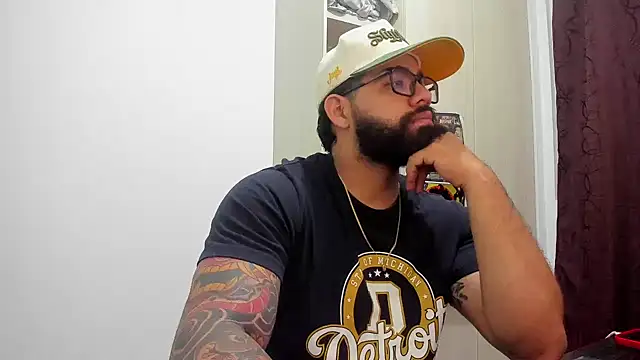 Snapshot of _Coddygold_ chatting on 06-03-26, 11:55 Coddygold online show from 06-03-26, 11:55