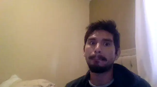 Snapshot of Tomthelong chatting on 02-06-25, 07:40 Tomthelong online show from 02-06-25, 07:40