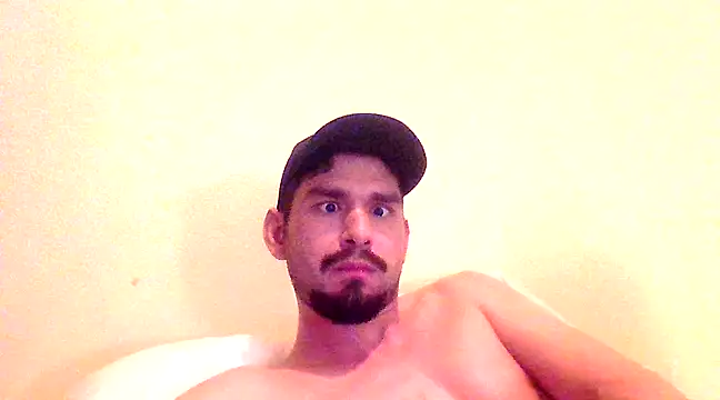 Snapshot of Tomthelong chatting on 02-19-25, 09:25 Tomthelong online show from 02-19-25, 09:25