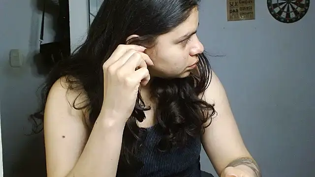 Snapshot of Nikkykora15 chatting on 07-14-26, 01:38 Nikkykora15 online show from 07-14-26, 01:38