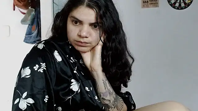 Snapshot of Nikkykora15 chatting on 07-18-26, 06:27 Nikkykora15 online show from 07-18-26, 06:27