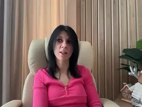 InjaAtHome online show from 12-22-25, 09:42